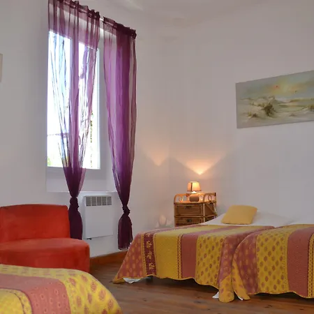 Hotel Mas De Sylvéréal
