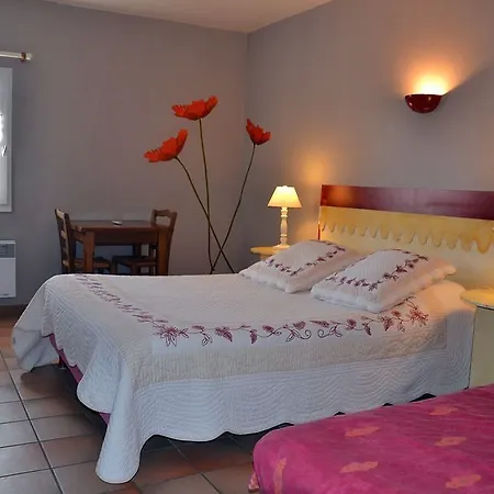 Hotel Mas De 2*