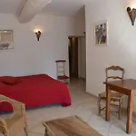 Mas De מלון